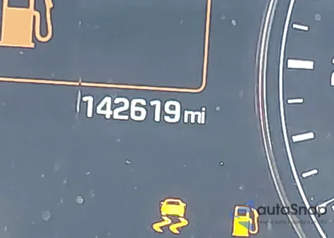 2015 Hyundai Genesis 3.8 z USA, uszkodzony, nr VIN KMHGN4JE7FU039568